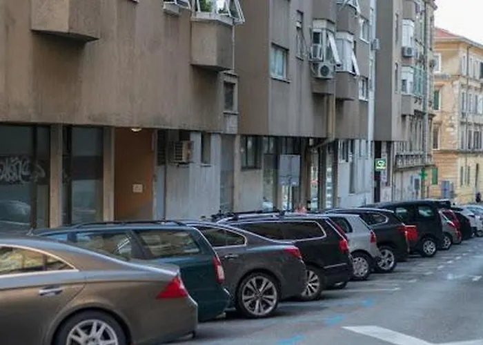 Discoveri By Irundo *