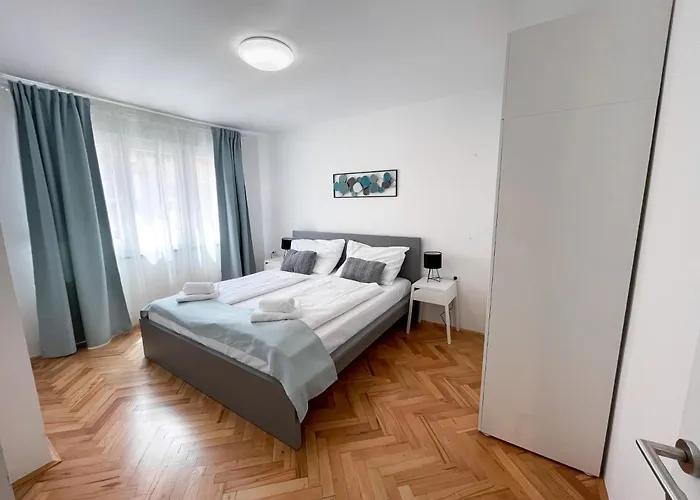 Discoveri By Irundo Rijeka